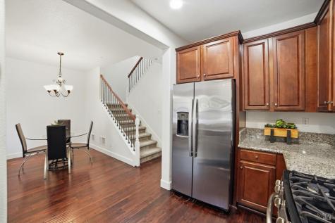 2216 Bell Flower Lane Santa Rosa CA 95404
