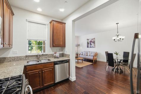 2216 Bell Flower Lane Santa Rosa CA 95404