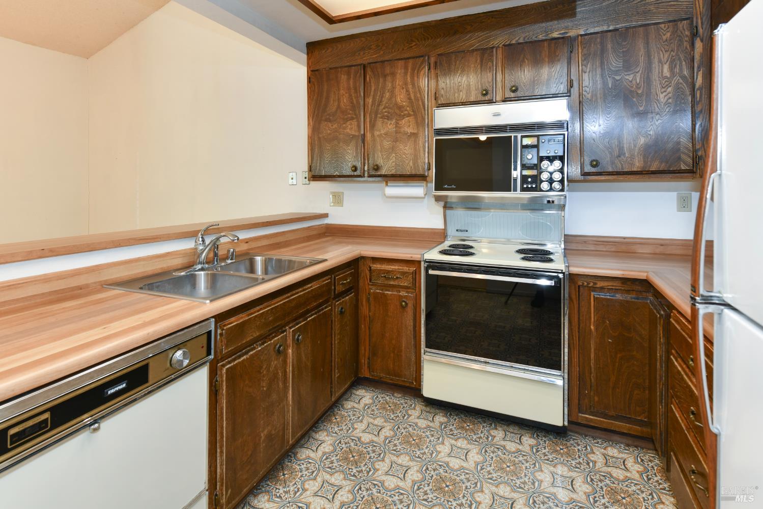 3007 Loma Court Santa Rosa CA 95405