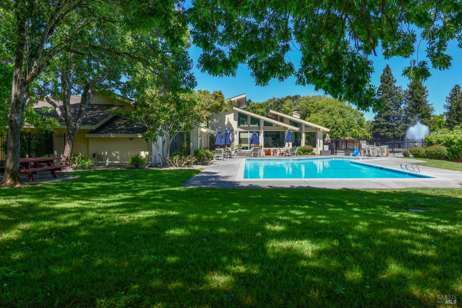 3007 Loma Court Santa Rosa CA 95405