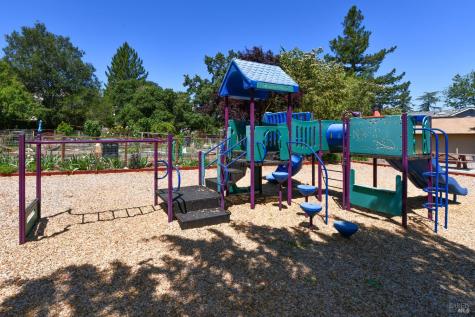 3007 Loma Court Santa Rosa CA 95405
