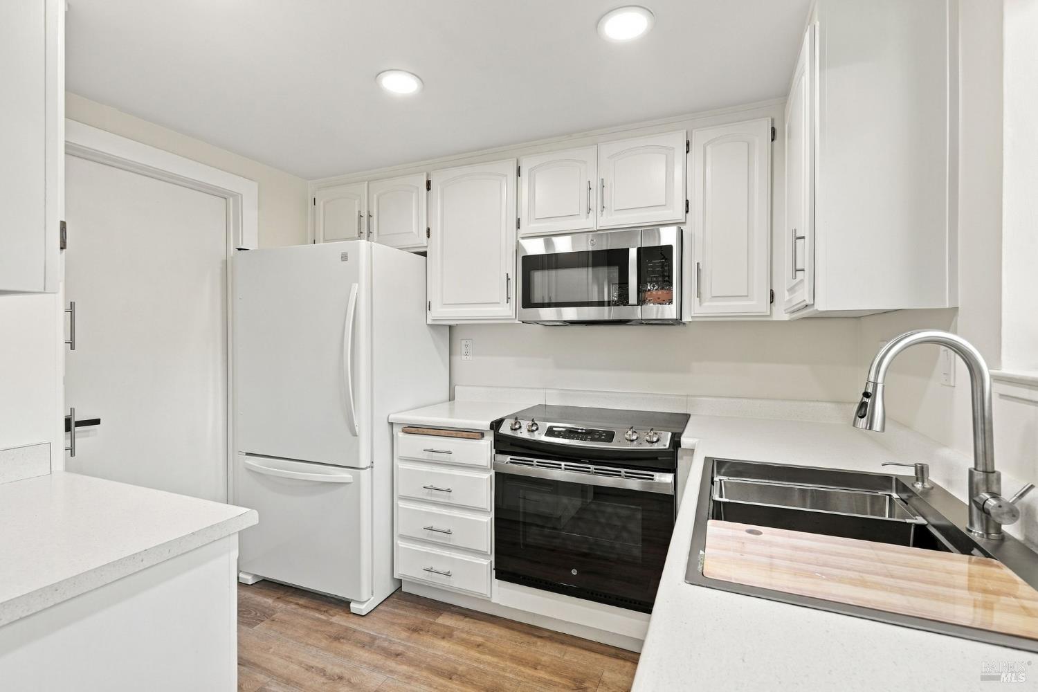 210 Albion Court Novato CA 94947
