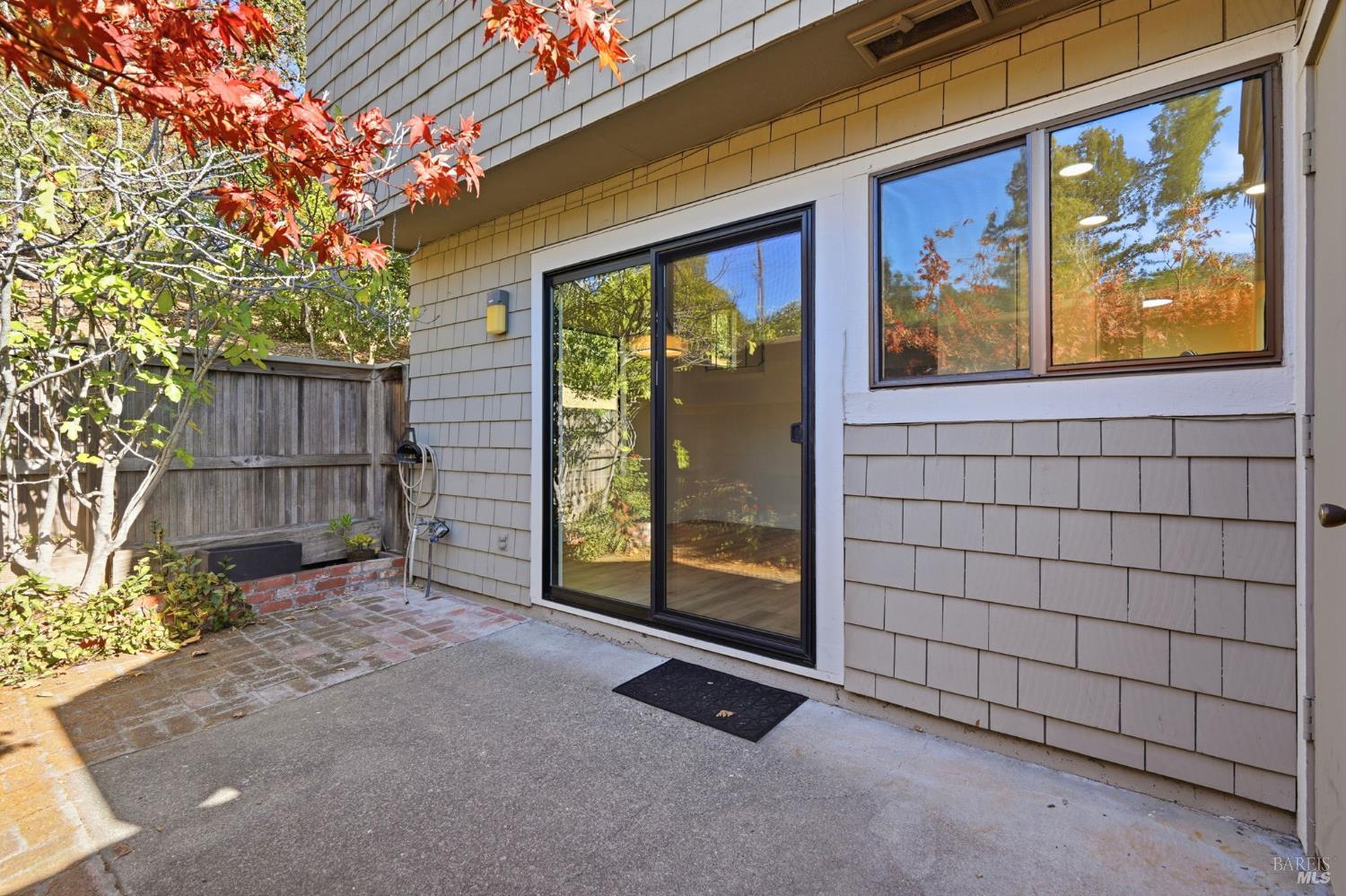 210 Albion Court Novato CA 94947