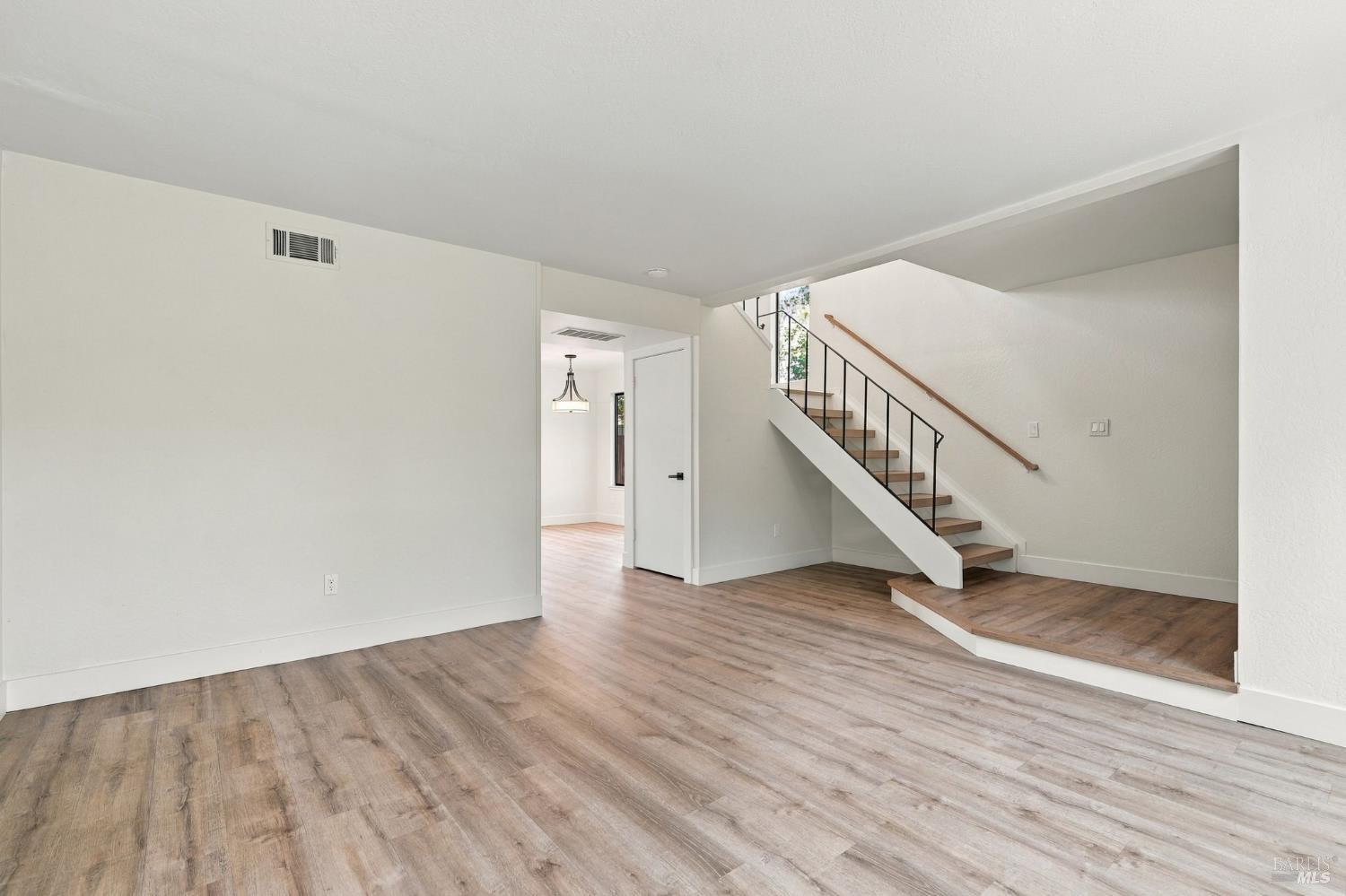 210 Albion Court Novato CA 94947