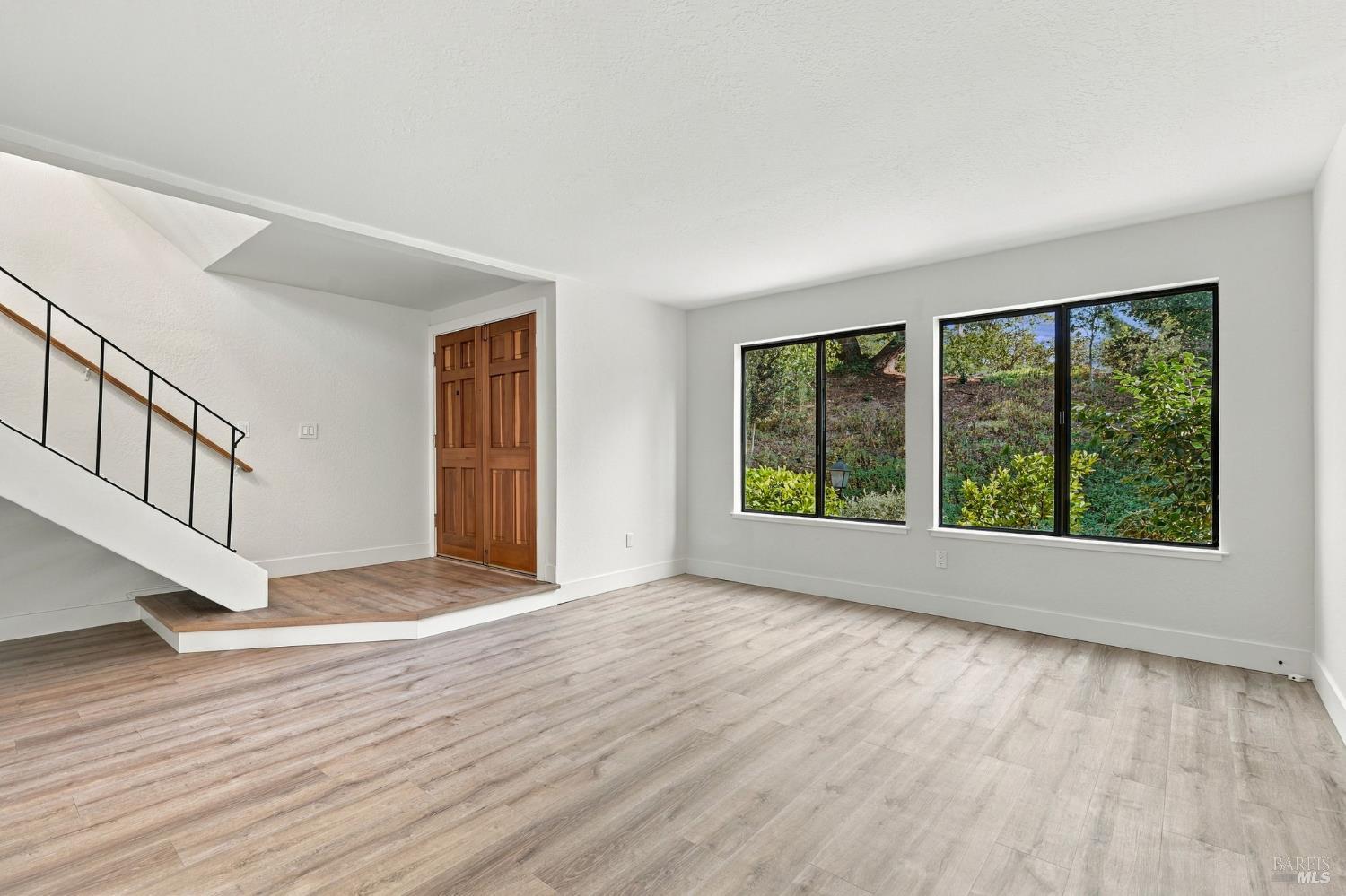 210 Albion Court Novato CA 94947