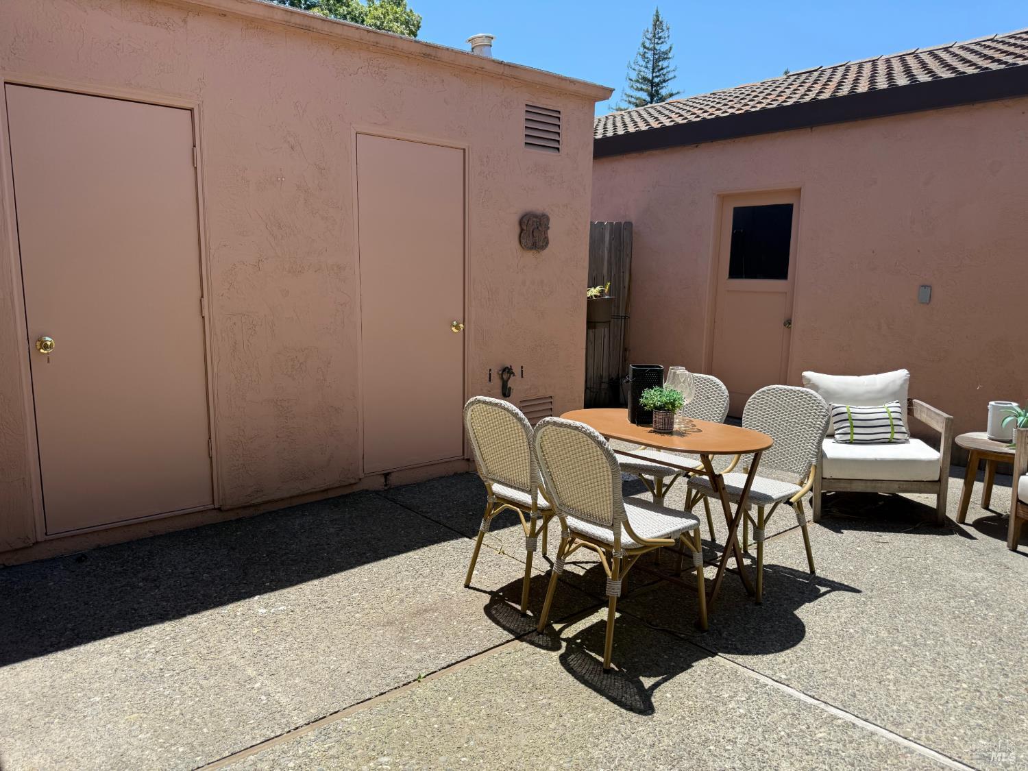 962 Marina Drive Napa CA 94559