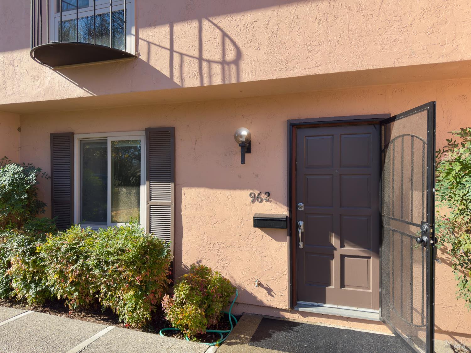 962 Marina Drive Napa CA 94559