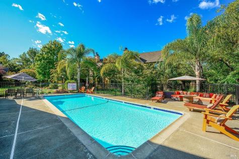 216 Foss Creek Circle Healdsburg CA 95448