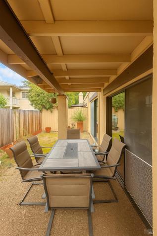 110 La Mancha Way Sonoma CA 95476