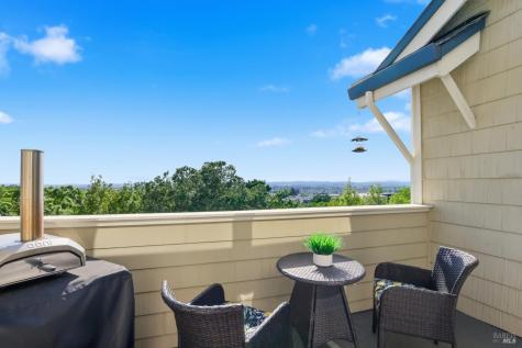 2003 Stonefield Lane Santa Rosa CA 95403