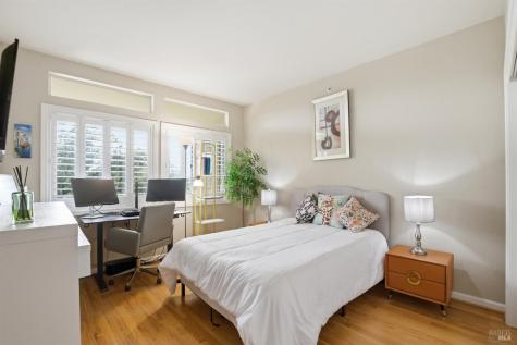 2003 Stonefield Lane Santa Rosa CA 95403