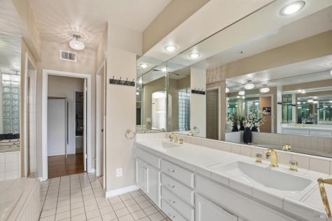 2003 Stonefield Lane Santa Rosa CA 95403