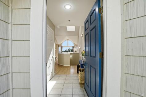 2003 Stonefield Lane Santa Rosa CA 95403