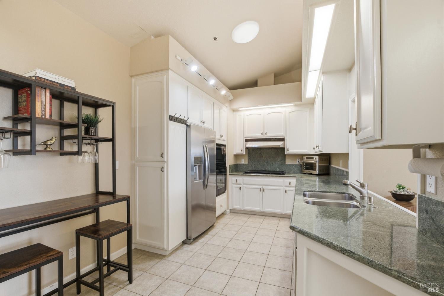 2003 Stonefield Lane Santa Rosa CA 95403
