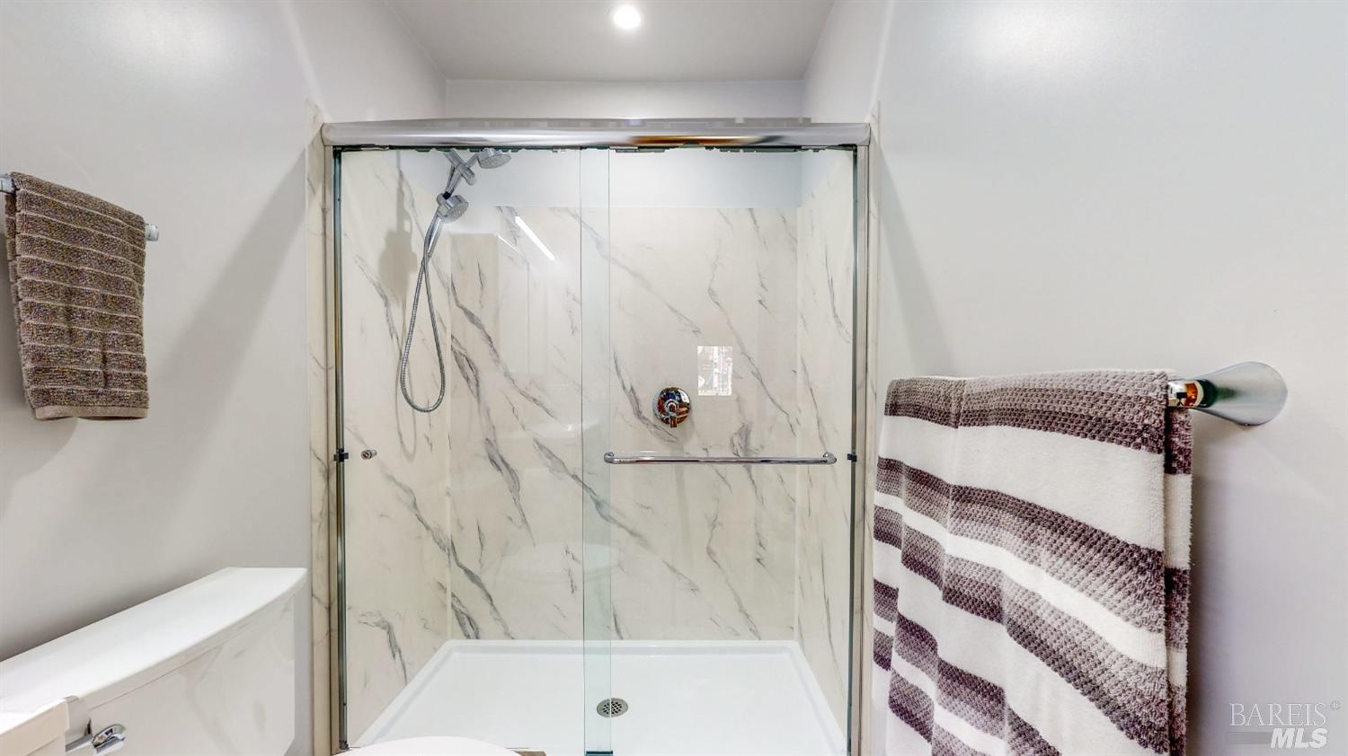 282 Sandpiper Court Novato CA 94949