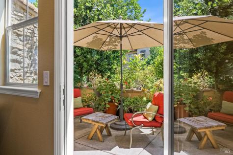 180 Healdsburg Avenue Cloverdale CA 95425