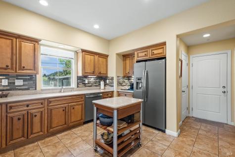 180 Healdsburg Avenue Cloverdale CA 95425