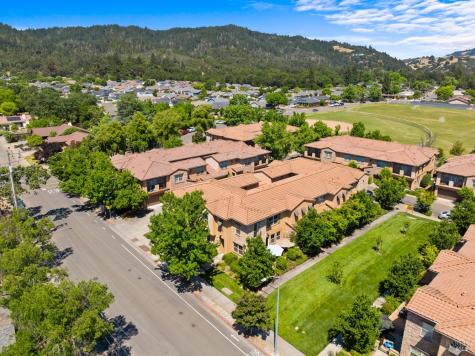 180 Healdsburg Avenue Cloverdale CA 95425