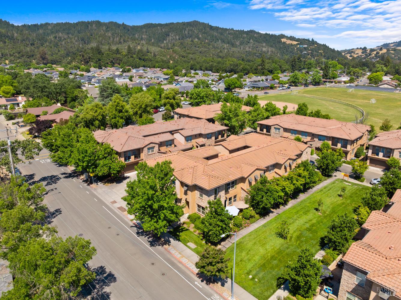 180 Healdsburg Avenue Cloverdale CA 95425