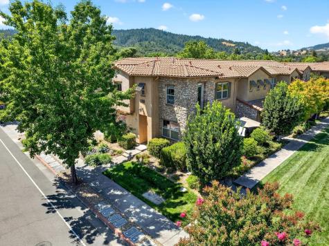 180 Healdsburg Avenue Cloverdale CA 95425