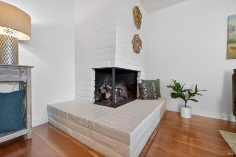 159 Guadalupe Drive Sonoma CA 95476