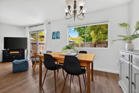 107 Acorn Drive Petaluma CA 94952