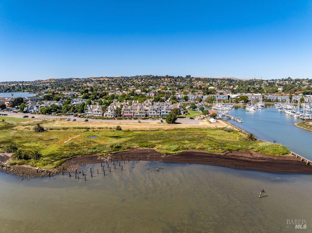 232 E 2nd Street Benicia CA 94510