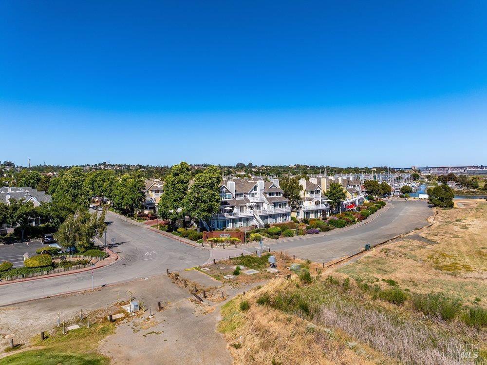 232 E 2nd Street Benicia CA 94510