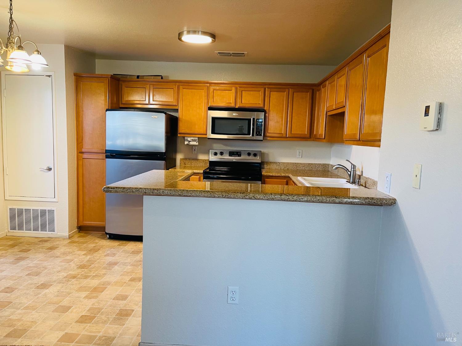 2915 N Texas Street Fairfield CA 94533