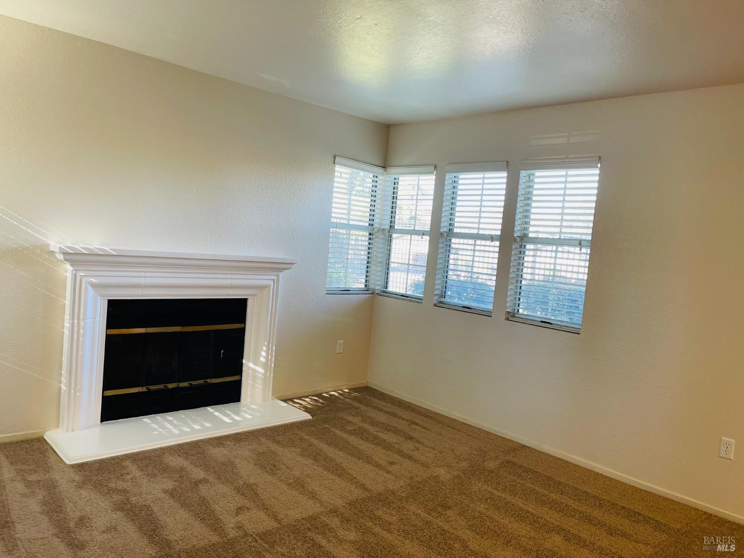 2915 N Texas Street Fairfield CA 94533