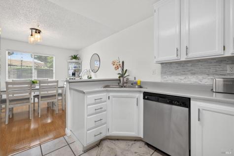 39 Meridian Circle Rohnert Park CA 94928