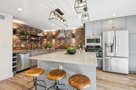 3 Chapparal Court Novato CA 94949