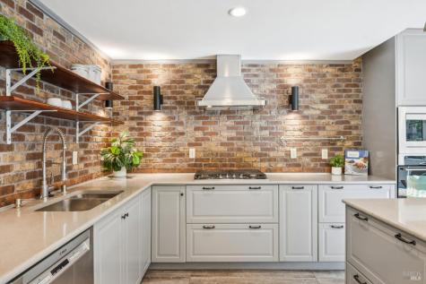 3 Chapparal Court Novato CA 94949
