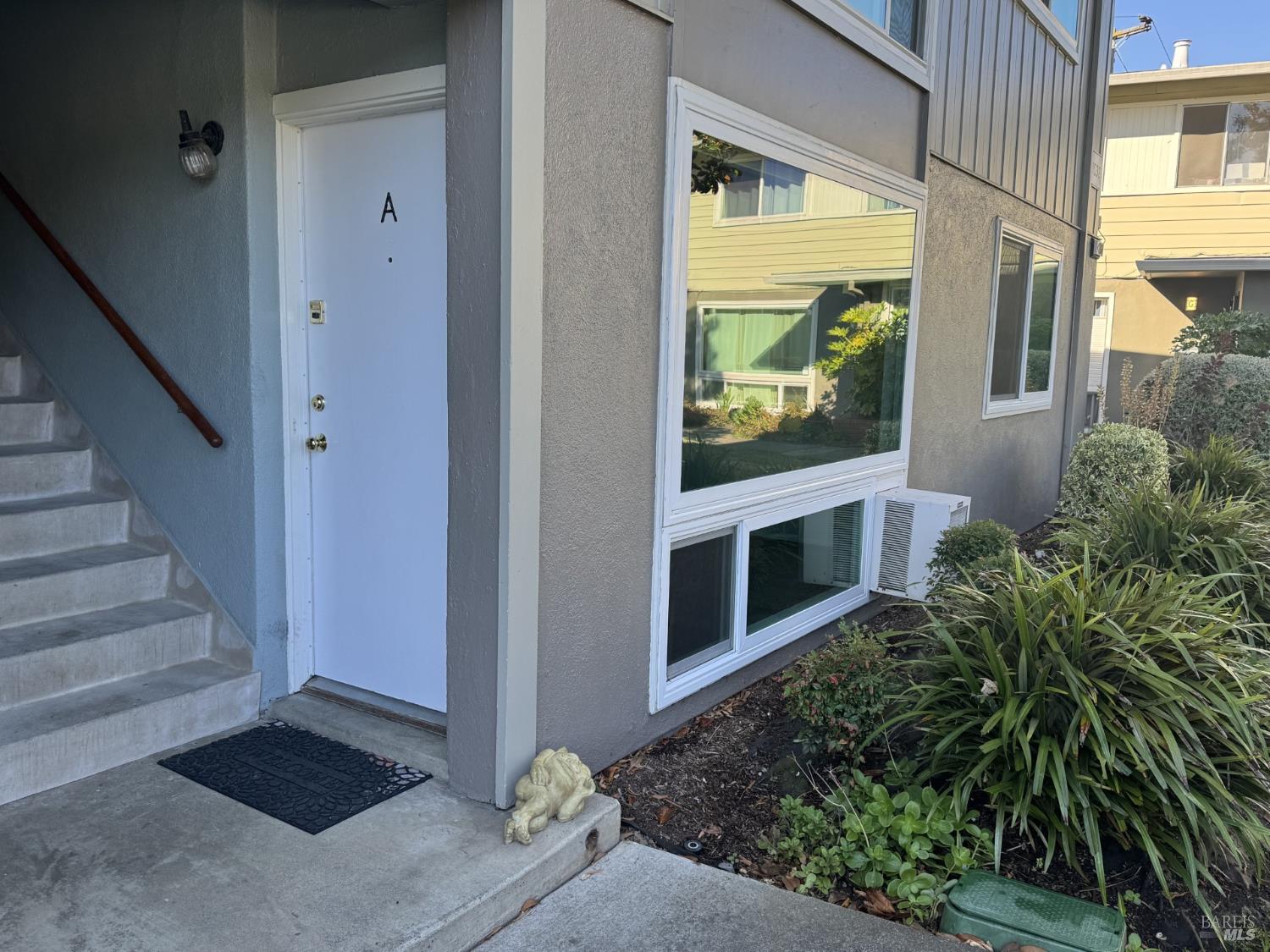 1032-A Los Gamos Road San Rafael CA 94903
