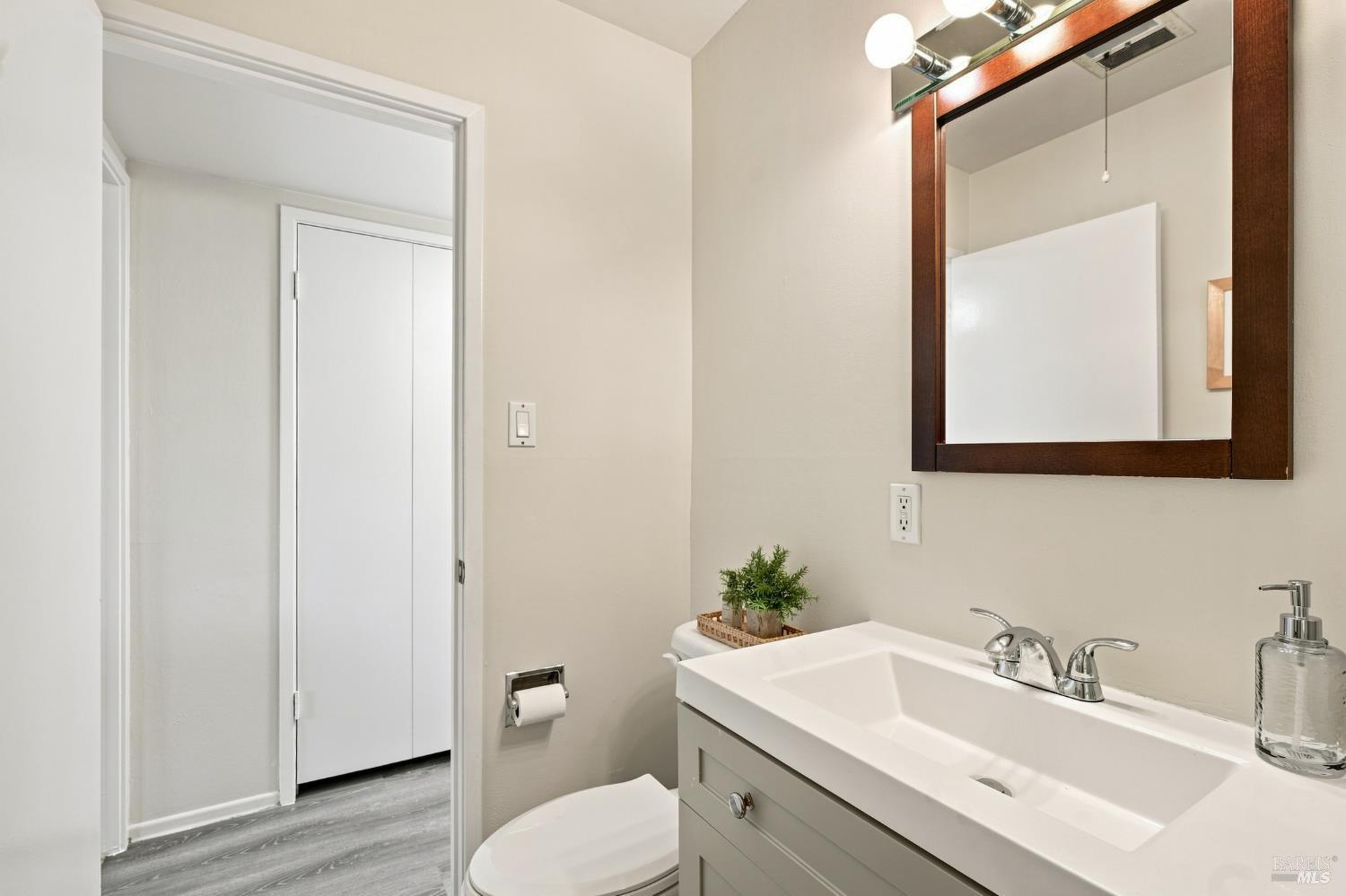 1032-A Los Gamos Road San Rafael CA 94903