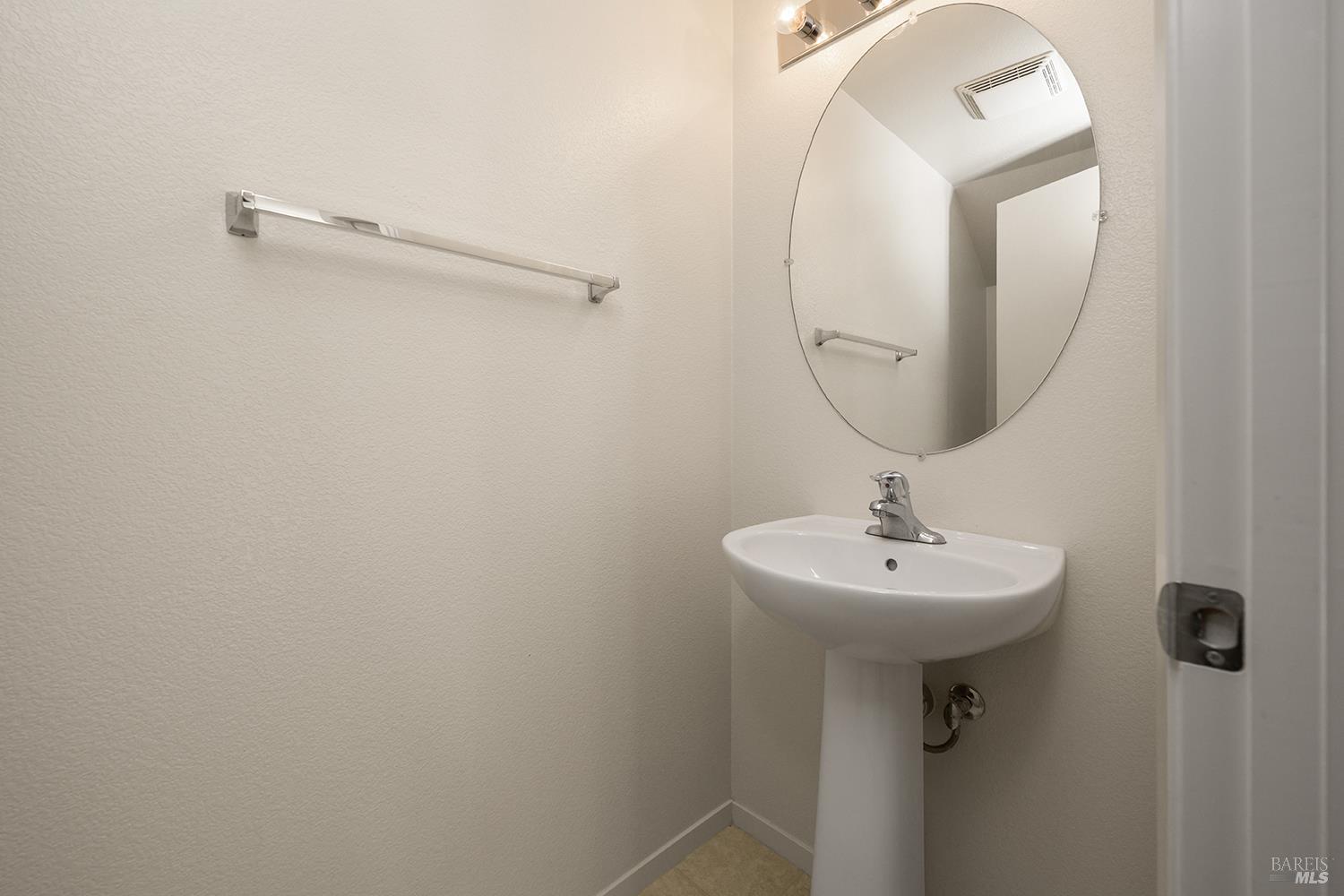 262 Captain Nurse Circle Novato CA 94949