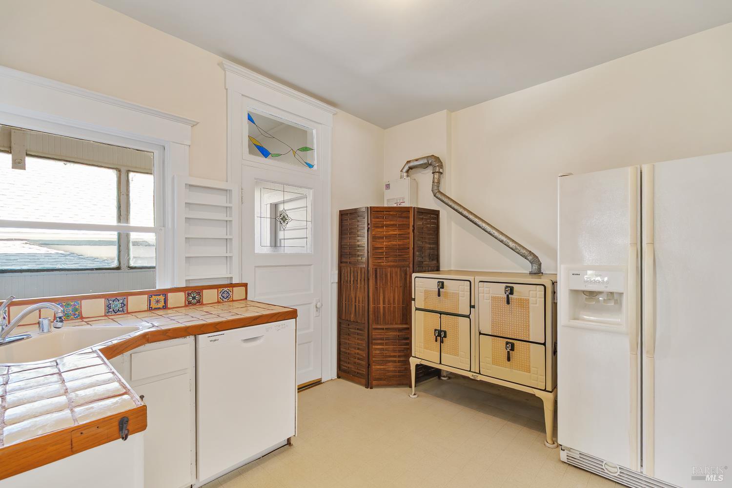 400 W Richmond Avenue Richmond CA 94801