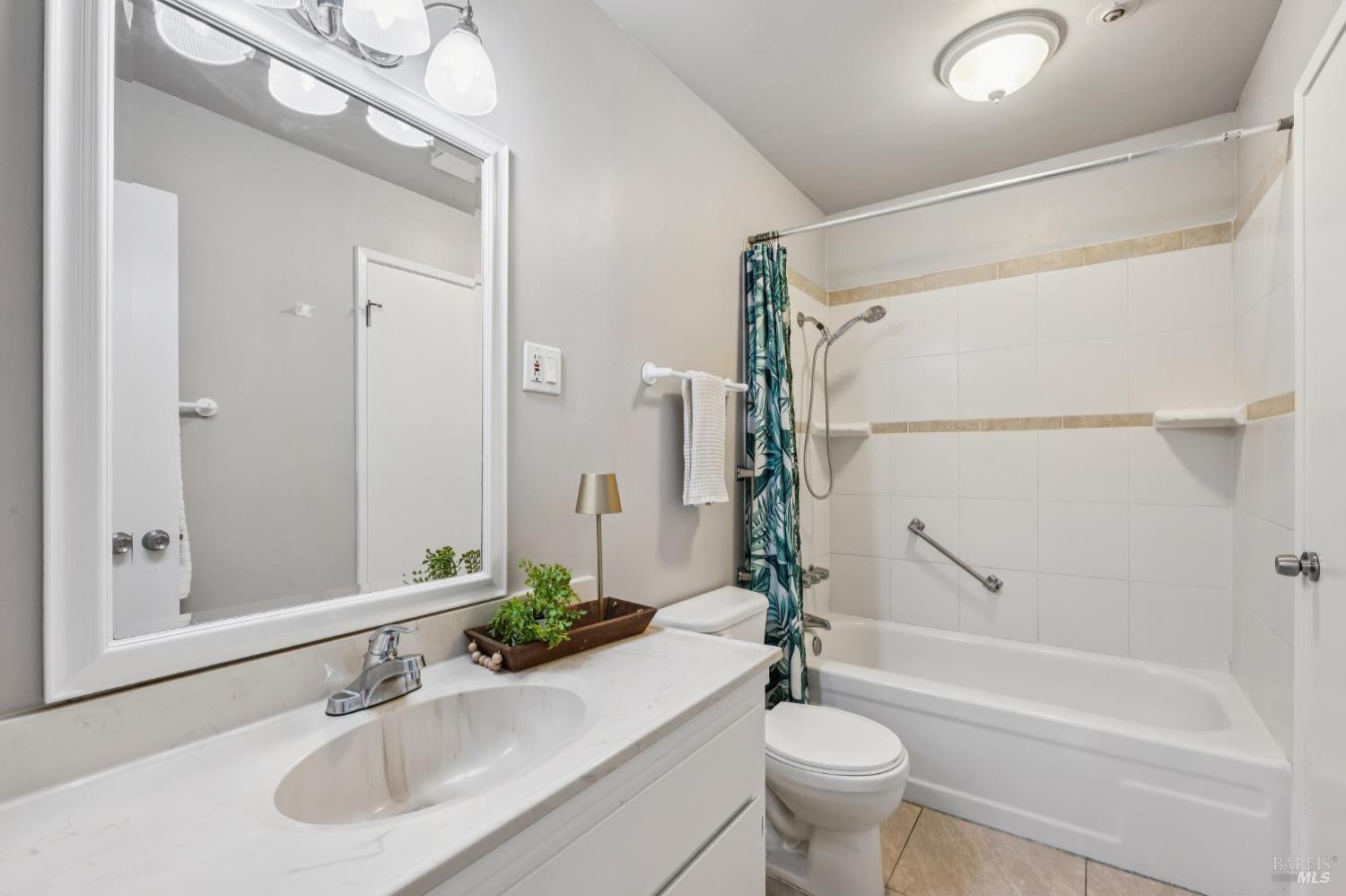 1453 Neotomas Avenue Santa Rosa CA 95405