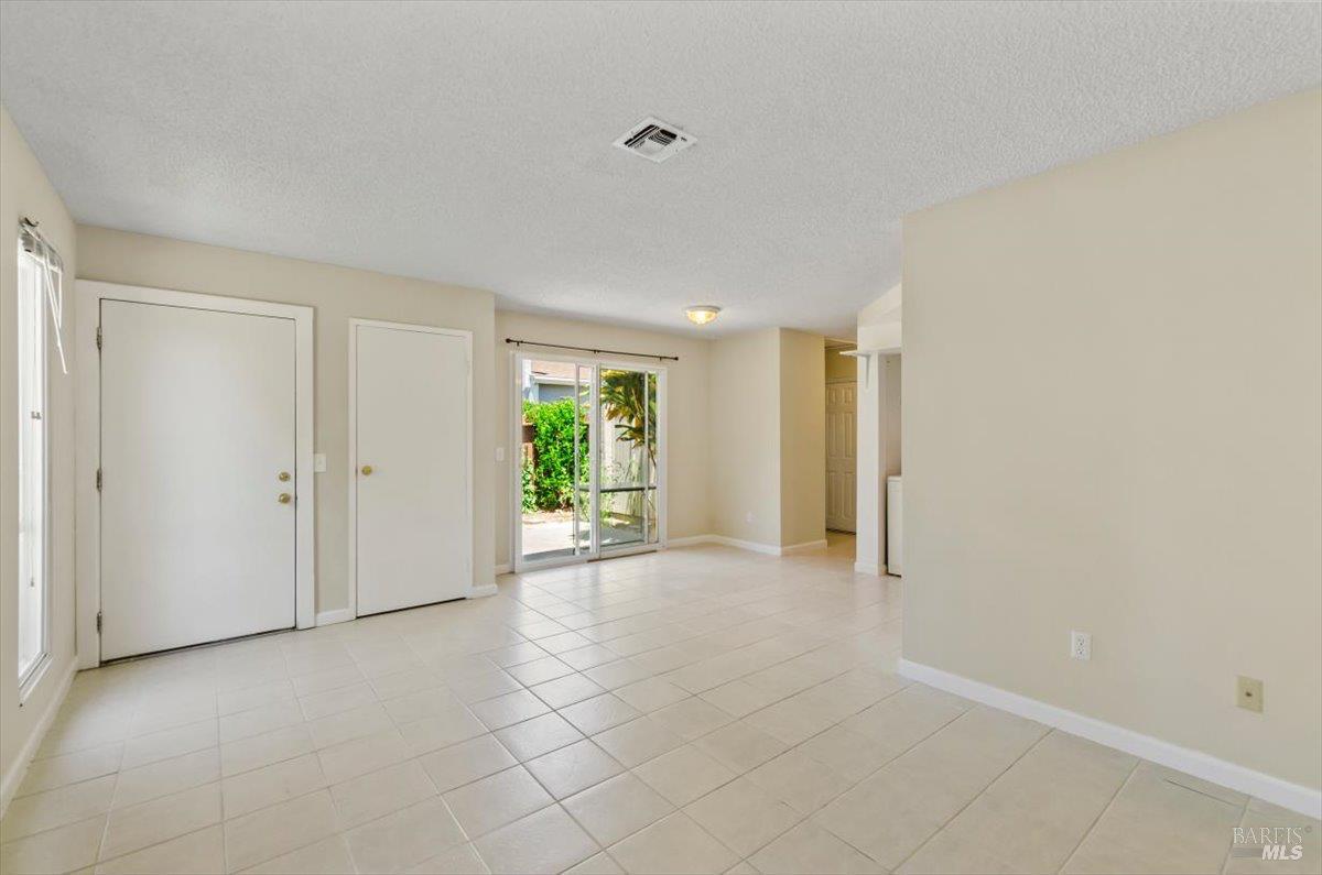 106 El Verano Court Fairfield CA 94533