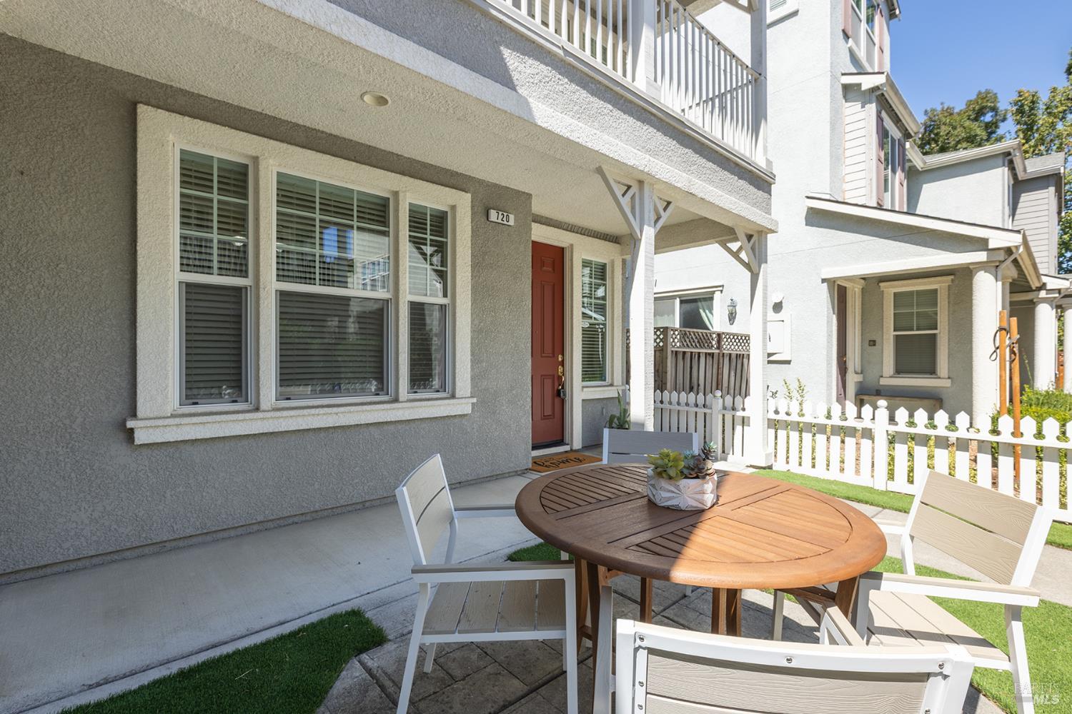 720 Wintergreen Court Napa CA 94559
