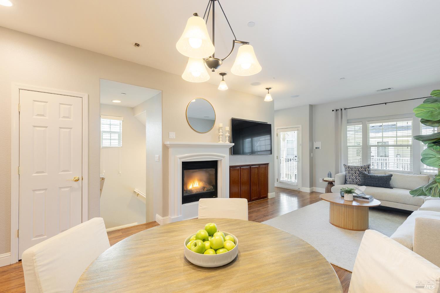 720 Wintergreen Court Napa CA 94559