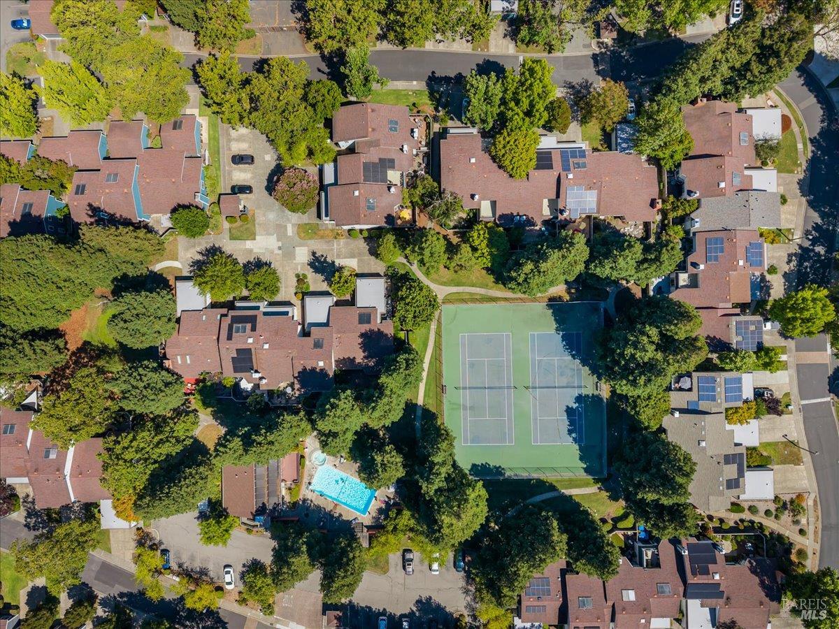 902 Marylyn Circle Petaluma CA 94954