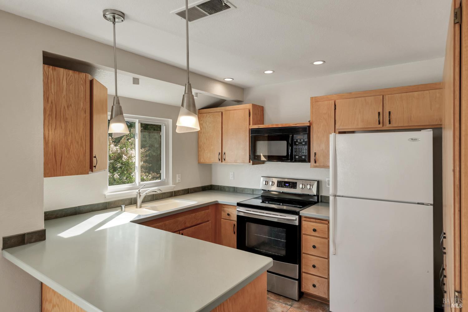 2546 Westberry Drive Santa Rosa CA 95403