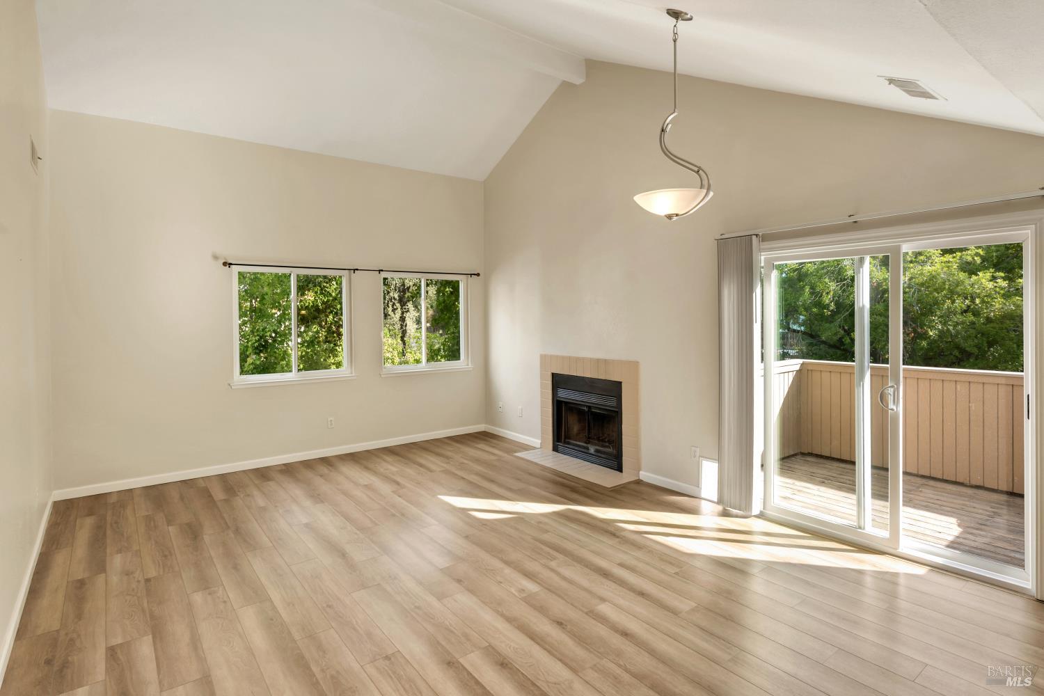 2546 Westberry Drive Santa Rosa CA 95403