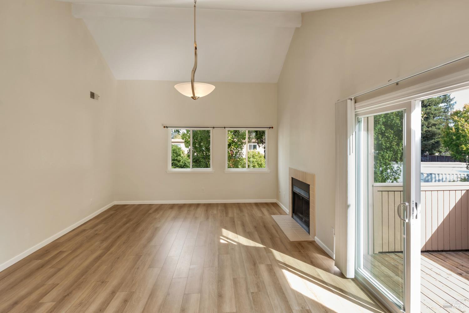 2546 Westberry Drive Santa Rosa CA 95403