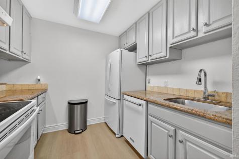 1370 Townview Avenue Santa Rosa CA 95405