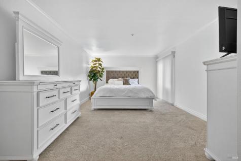 1370 Townview Avenue Santa Rosa CA 95405