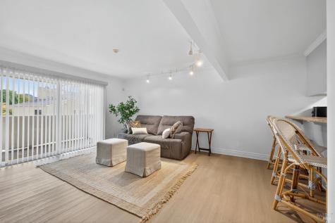 1370 Townview Avenue Santa Rosa CA 95405