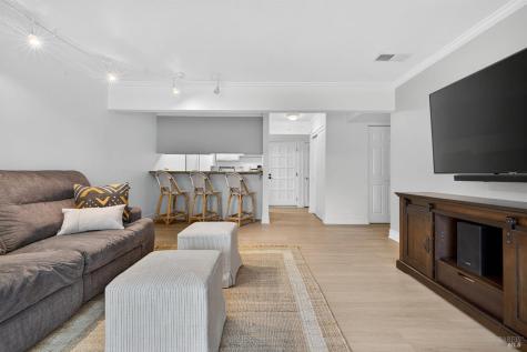 1370 Townview Avenue Santa Rosa CA 95405