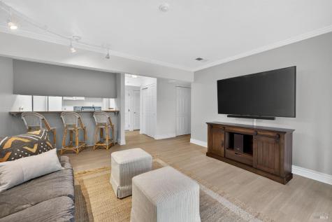 1370 Townview Avenue Santa Rosa CA 95405